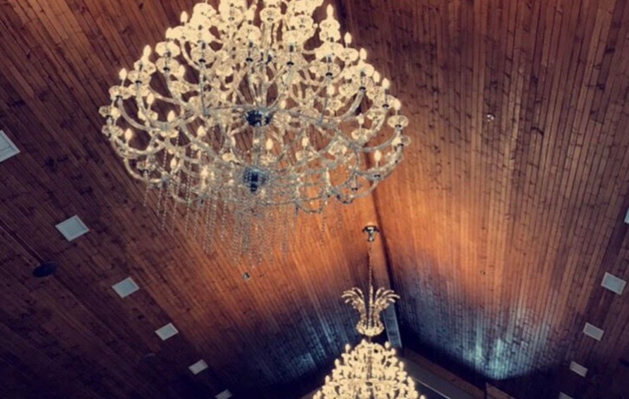 chandeliers for wedding reception